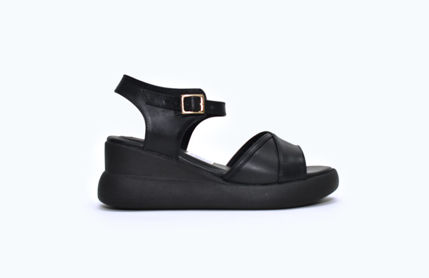 Elira - Image 6